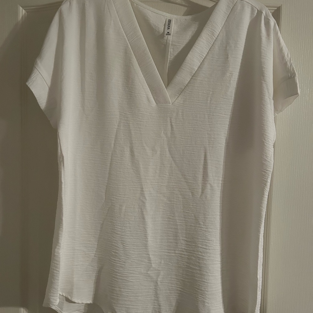 Zenana Outfitters White Short Sleeve Relaxed Blouse